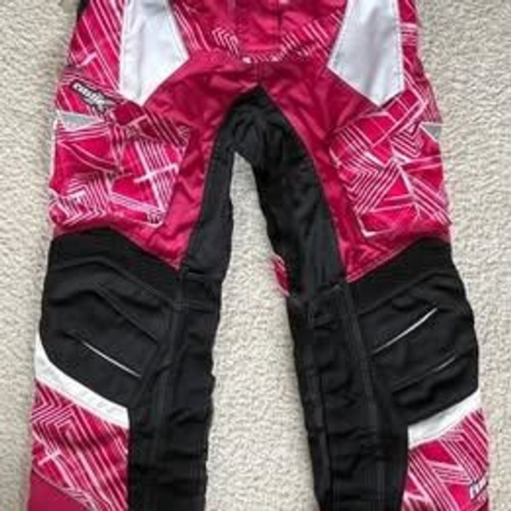 Castle X Snowmobile Winter Protective Pink & Black Snow Pants Women L